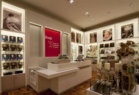 National Portrait gallery shop, scotland