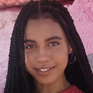 Asia Ray - Biography, Family Life and Everything About | Wiki Celebrities