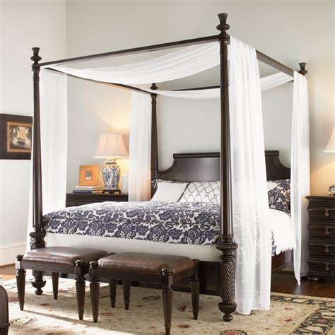 20 Stunning Canopy Bed Curtains For Romantic Bedroom Decor