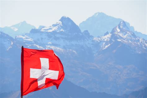 The Switzerland flag: these 17 interesting facts are a big plus