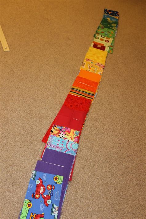 Lilyquilt: Rainbow Fabric Chain--Pattern and Tutorial