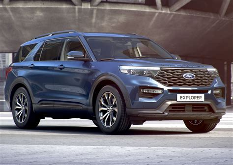 #1 Ford Explorer Hybrid [2023]