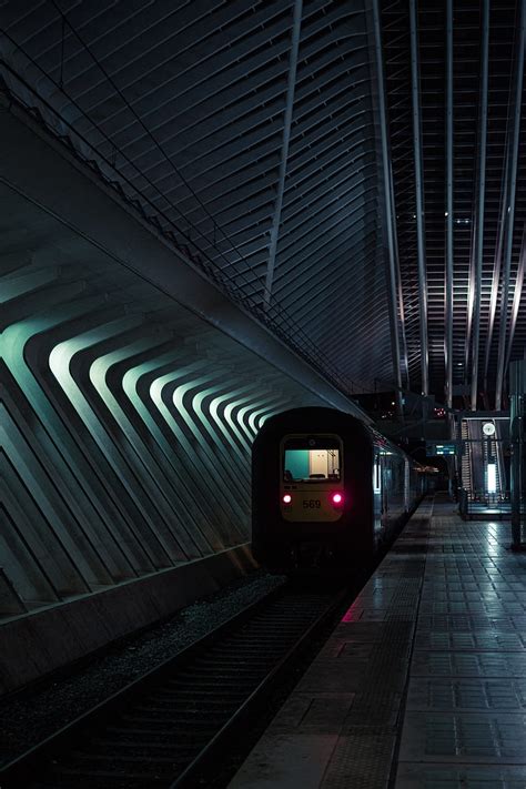 Metro, train, car, rails, HD phone wallpaper | Peakpx