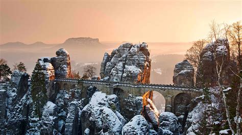 Bing image: A bridge that rocks - Bing Wallpaper Gallery