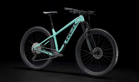 2022 Trek Roscoe 7 Bike - Reviews, Comparisons, Specs - Mountain Bikes - Vital MTB