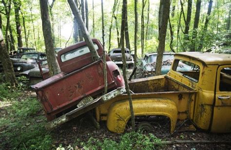 PHOTOS: Welcome to Old Car City, USA - the world's largest junkyard museum