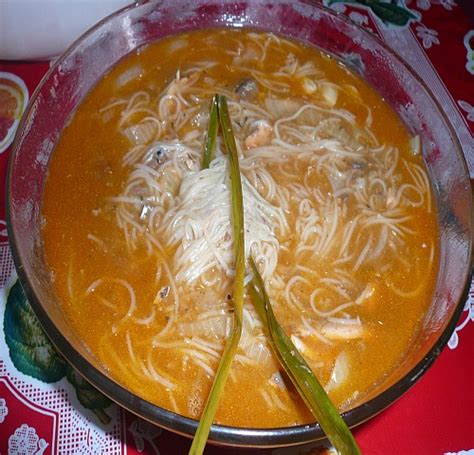 Bihon noodles and sardines with lemon grass soup recipe