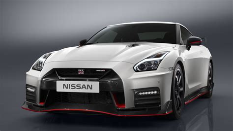 2017 Nissan GT-R Nismo Priced in Europe From €184,950 / £149,995 - autoevolution