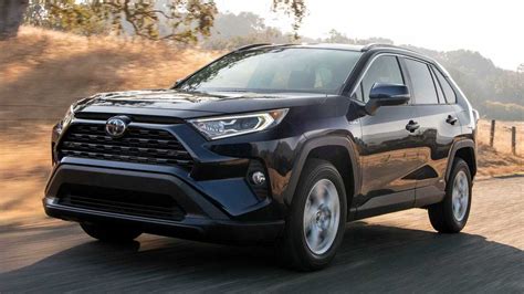 2019 Toyota RAV4 Hybrid First Drive: Electric Boogaloo