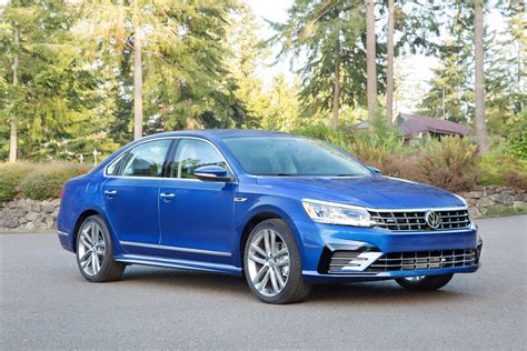 Auto Trends with JeffCars.com: 2017 VW Passat R-Line: A Value-Packed Midsized Vehicle