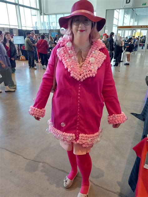 Imelda Pulse cosplay from Winnipeg comic con last weekend : r/Dimension20