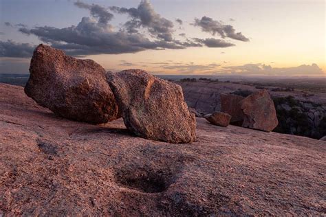 ENCHANTED ROCK STATE NATURAL AREA – Hiking Texas