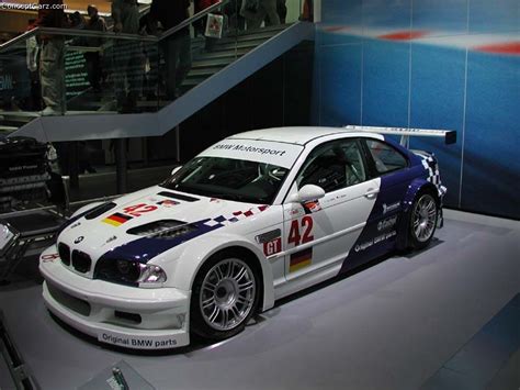 BMW M3 GTR - Car Review, Specification, Images