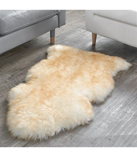 Real Fur Rugs: FurSource.com