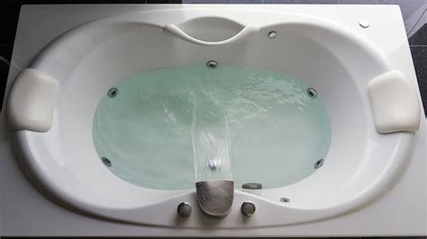 How to Clean a Jetted Tub the Right Way | Angi