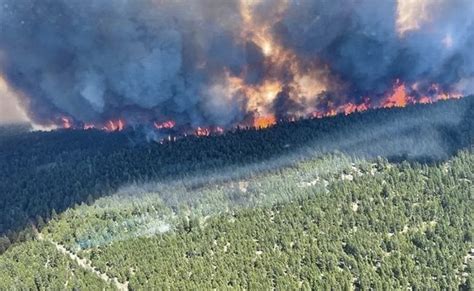 Fires Char Canada Town Amid Record-Breaking Temperatures, 1,000 Evacuated