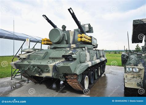 Tunguska 2s6 Anti-aircraft Gun Missile System in the Military Museum in Kubinka Editorial Photo ...