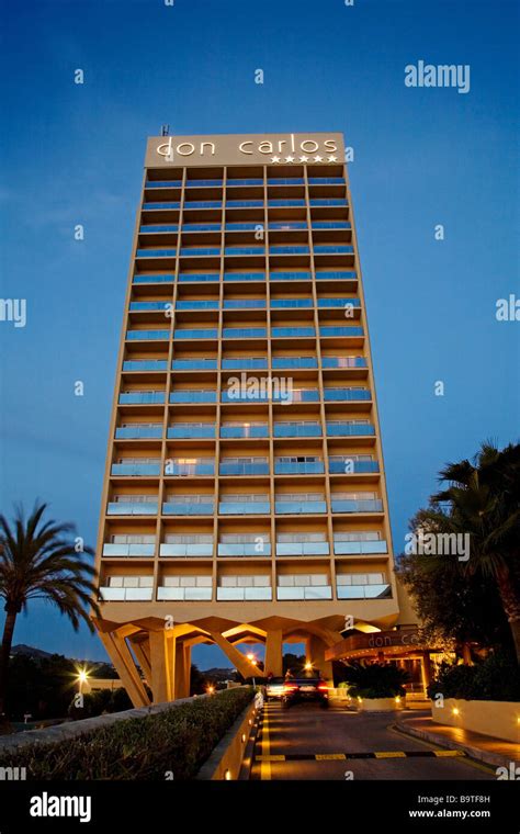 Don carlos marbella hi-res stock photography and images - Alamy