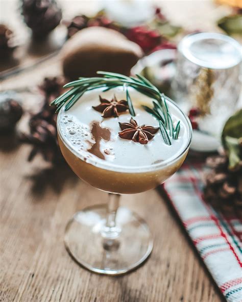 10 Winter Cocktails to Warm You Up This Season