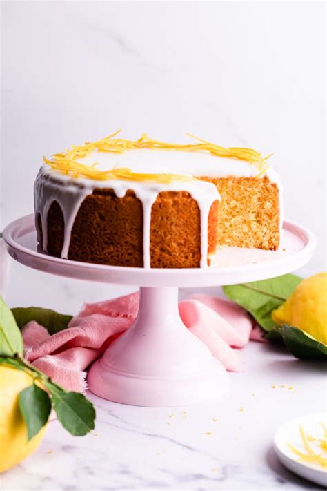 Zesty Lemon Cake - Anna Banana