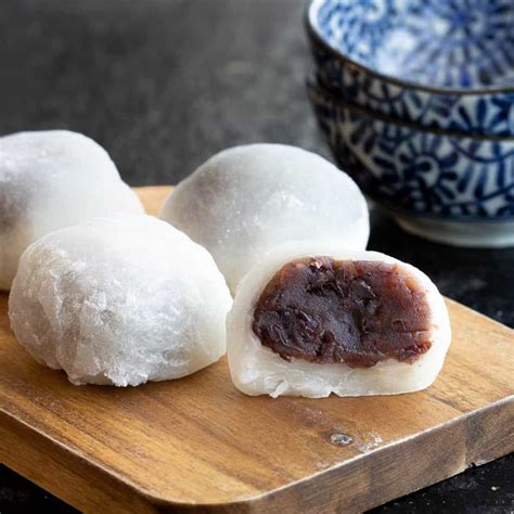 Daifuku Mochi - Japanese Sweet Bean Rice Cakes | Wandercooks