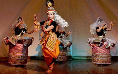 Manipuri Dance - History, Repertoire, Costume & Exponents