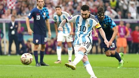 Lionel Messi masterclass helps Argentina to WC final | Is it written in the stars? | Video ...