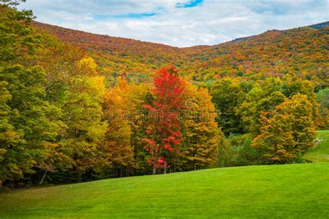 Autumn Landscape in Vermont in Fall Foliage Stock Image - Image of mountain, clouds: 259385839