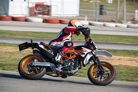 First Ride: 2014 KTM 690 SMC R review | Visordown