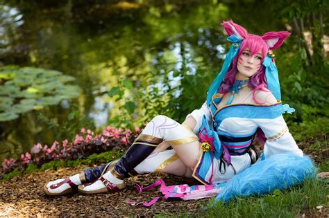 Spirit Blossom Ahri cosplay | League Of Legends Official Amino