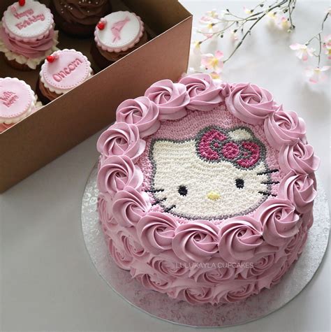 Hellokitty cake | Hello kitty cake, Hello kitty birthday cake, Hello ...