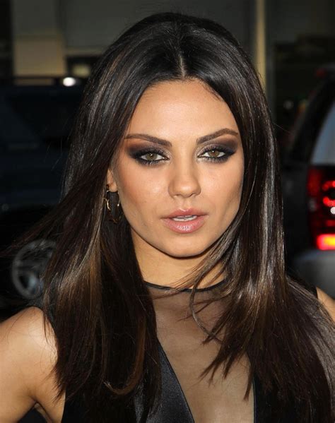 Mila Kunis Picture 92 - The Los Angeles Premiere Ted - Arrivals