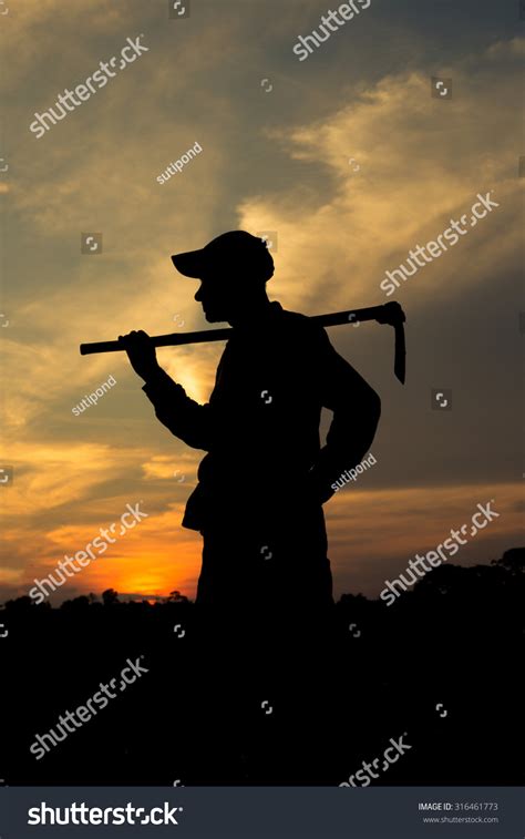 736 Silhouette Old Farmer Sunset Images, Stock Photos & Vectors | Shutterstock