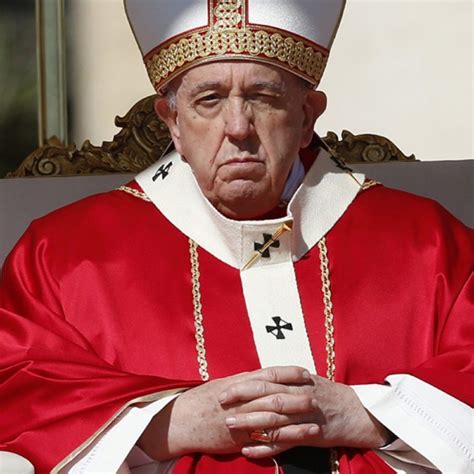 Pope Costume - Simple Last Minute Fancy Dress Ideas