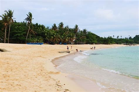 16 Best Beaches in Pangasinan [And How To Get There]