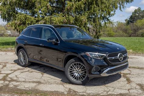 2023 Mercedes-Benz GLC300 Review: Fresher but Still Frustrating | Cars.com