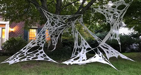 How To Make Giant Halloween Spiders / Diy Giant Spider Decorations Spider Outdoor Halloween ...