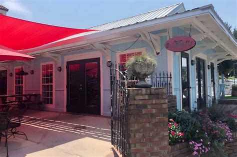 19 Best Restaurants in Fairhope, AL [2023 Updated]