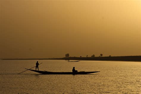 On the Niger river - Marko Prešlenkov photography