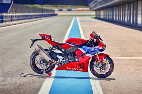 Honda CBR1000RR-R Fireblade SP - All technical data for model CBR1000RR ...