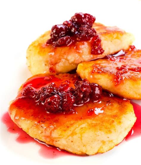 Russian Cheese Pancakes "Syrniki"