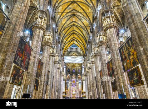 MILAN, ITALY - OCTOBER 24, 2017: Interior of the Milan Cathedral Stock Photo: 168637035 - Alamy