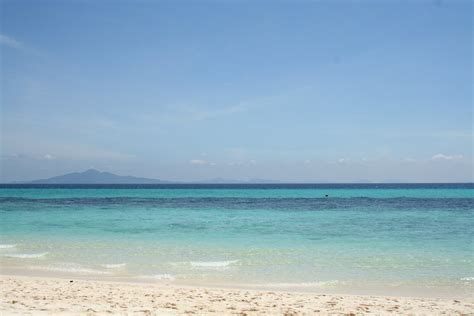 Idyllic beach Free Photo Download | FreeImages