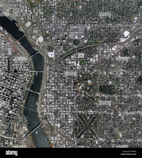 aerial map above Portland Oregon Stock Photo - Alamy