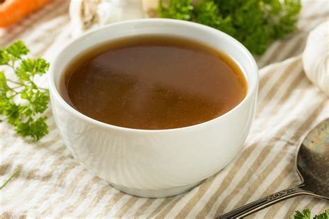 Beef Broth Substitutes You Should Be Using - The Kitchen Community