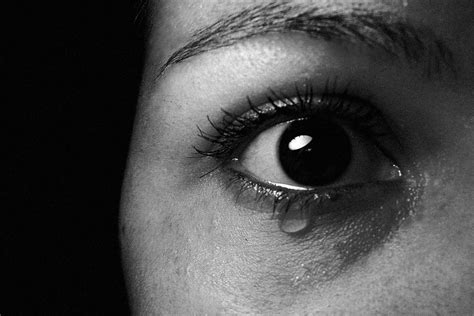 Why Our Eyes Get Puffy When We Cry | A Moment of Science - Indiana Public Media