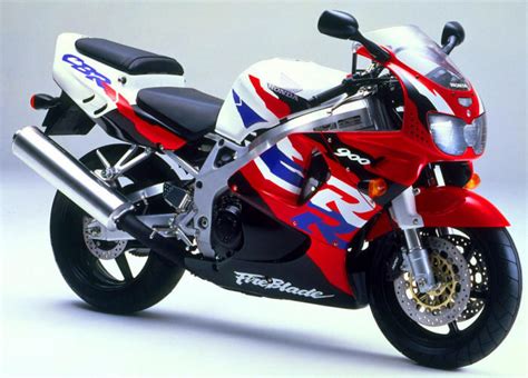 1997 Honda CBR900RR Fireblade - Moto.ZombDrive.COM