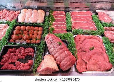 6,111 Butcher shop displays Images, Stock Photos & Vectors | Shutterstock