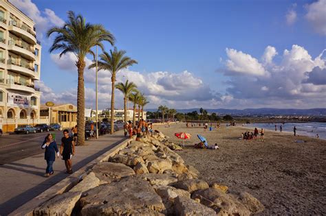 The Corniche in Tyre South Lebanon |Photoblog On-The-Go