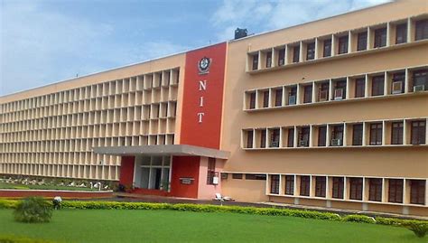 Top 10 NIT's (National Institute of Technology) in India - Careerguide